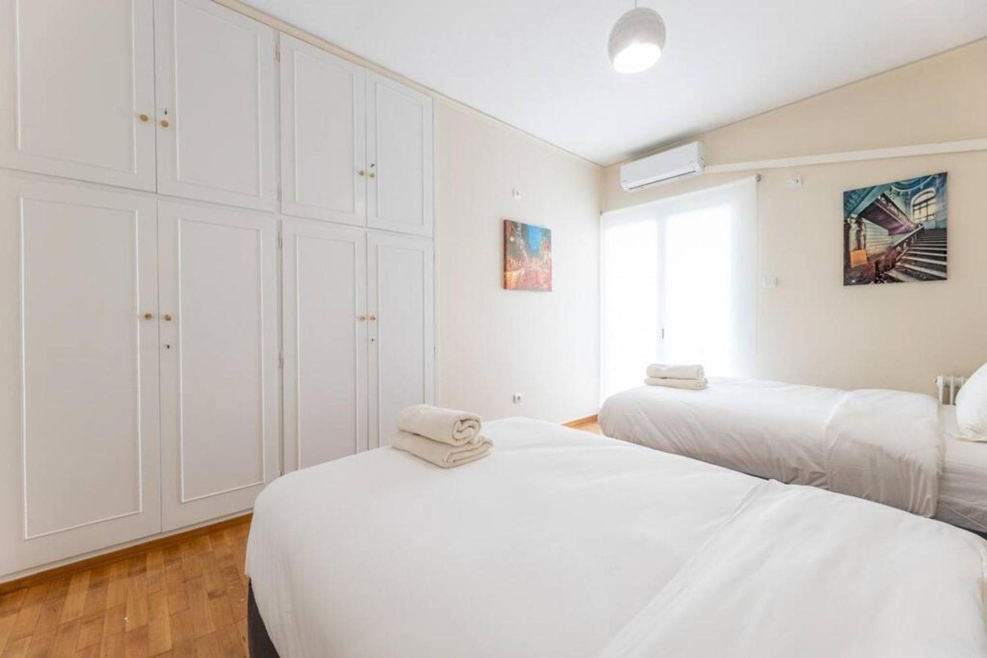 Amfitritis Family Lux Apartment At Palaio Faliro Athens Luaran gambar