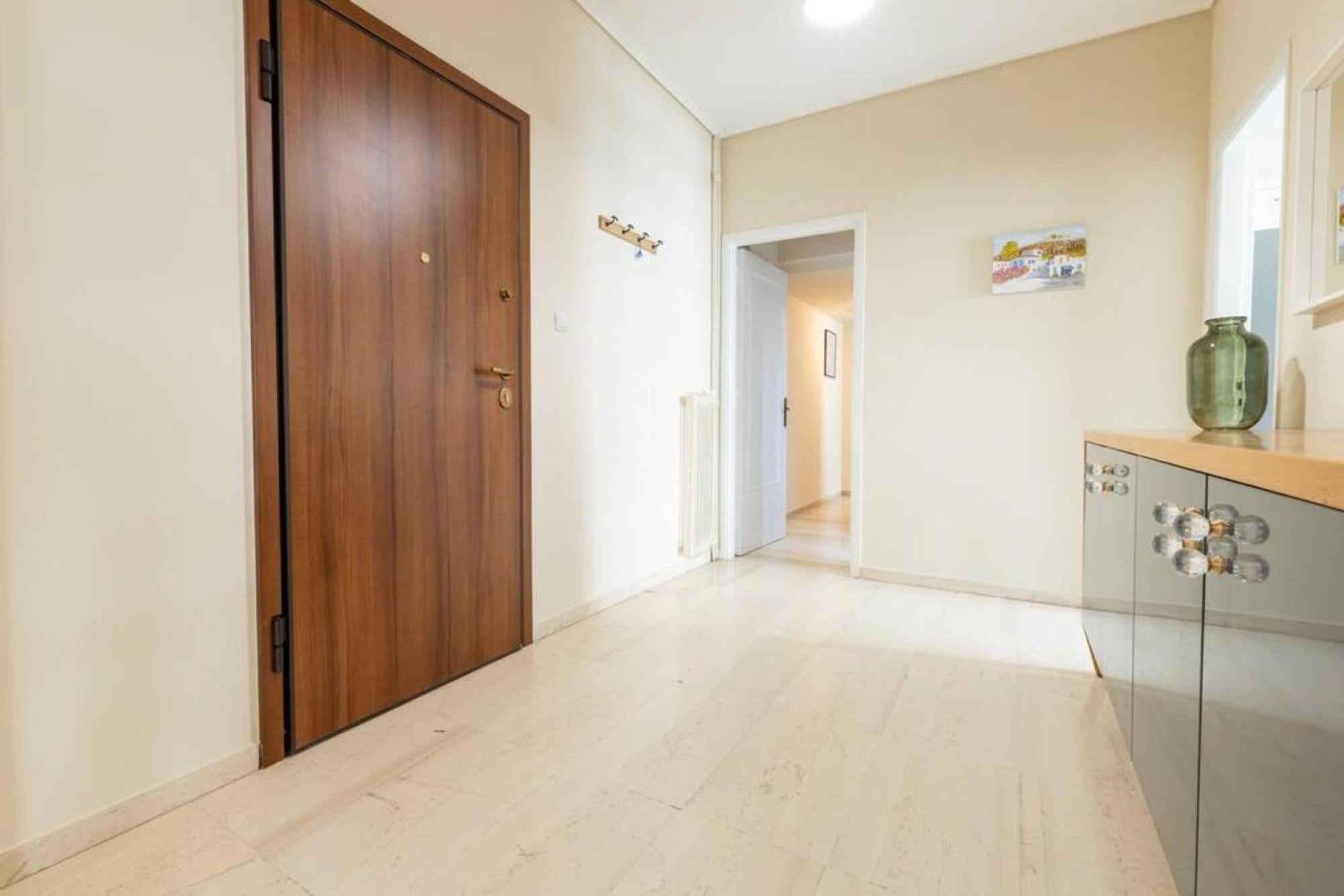 Amfitritis Family Lux Apartment At Palaio Faliro Athens Luaran gambar