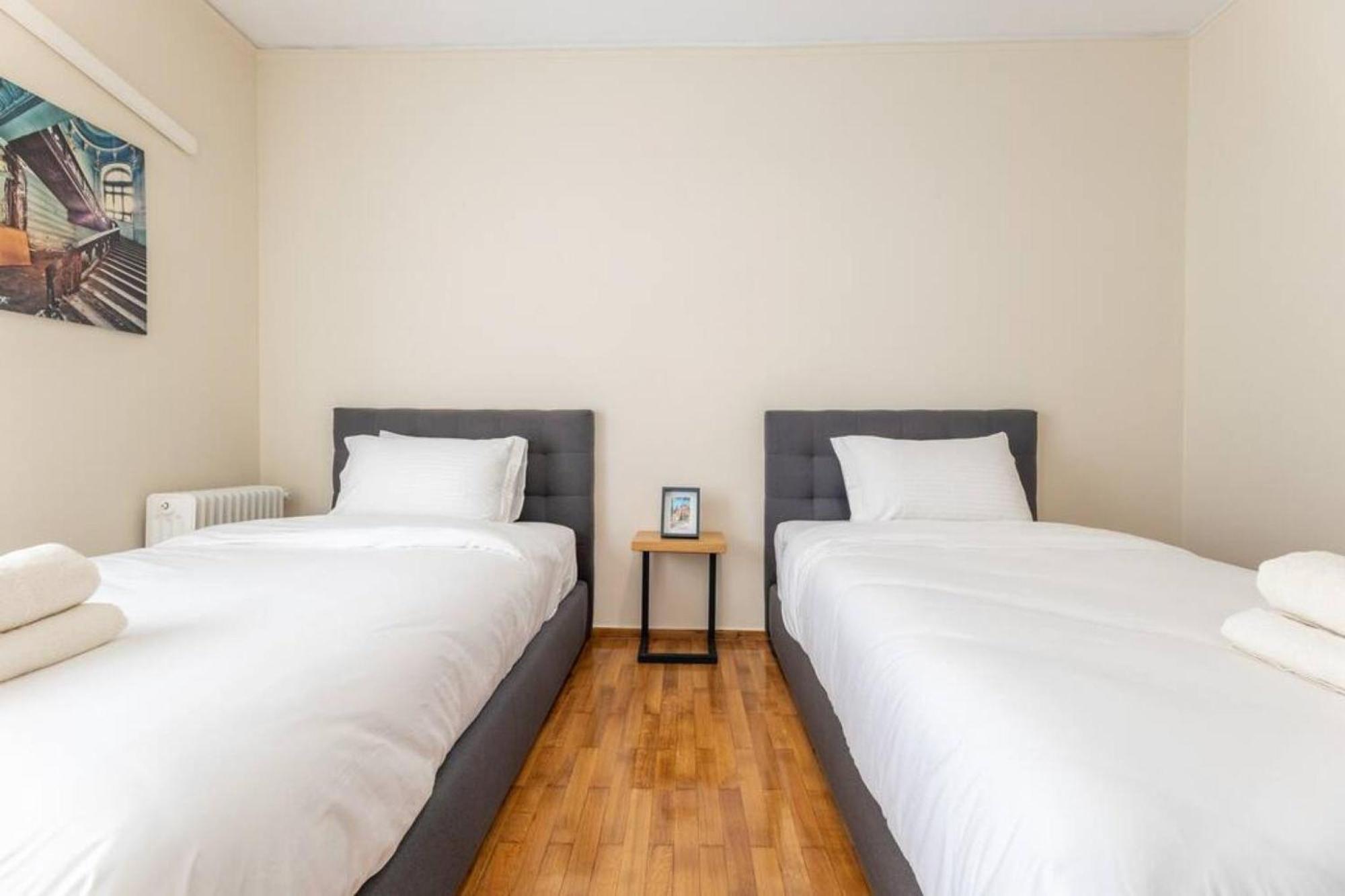 Amfitritis Family Lux Apartment At Palaio Faliro Athens Luaran gambar