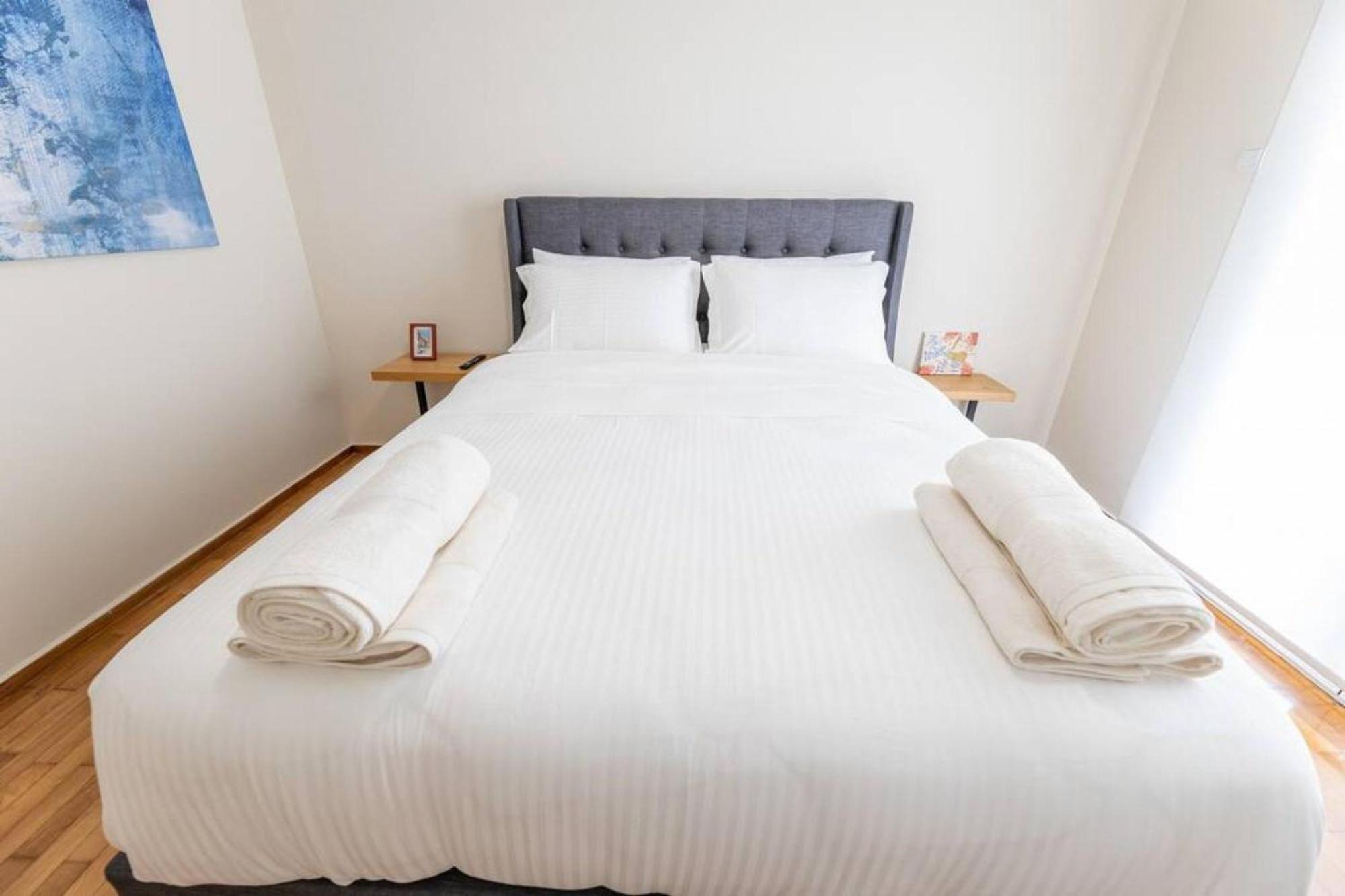 Amfitritis Family Lux Apartment At Palaio Faliro Athens Luaran gambar