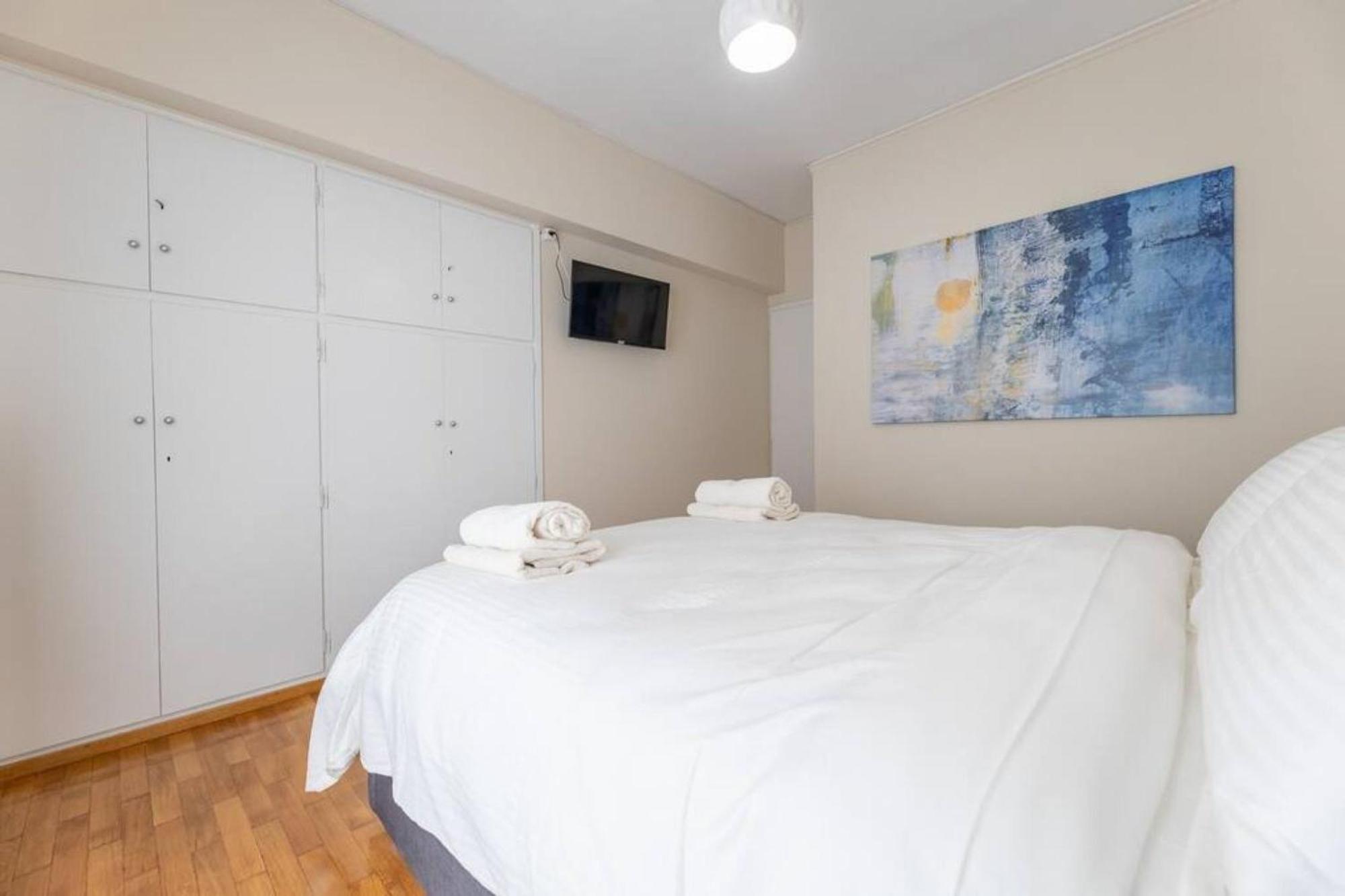Amfitritis Family Lux Apartment At Palaio Faliro Athens Luaran gambar